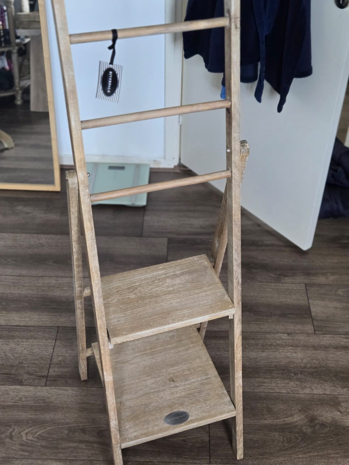 Riverdale dressboy/trapje, Ophalen, Hout, Gebruikt, Beige