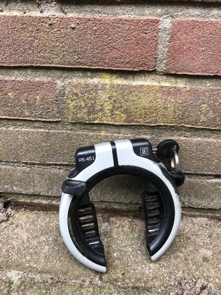 Trelock fietsslot (inclusief 2 sleutels en afdekkapjes), Fietsen en Brommers, Fietsaccessoires | Fietssloten, Ophalen of Verzenden