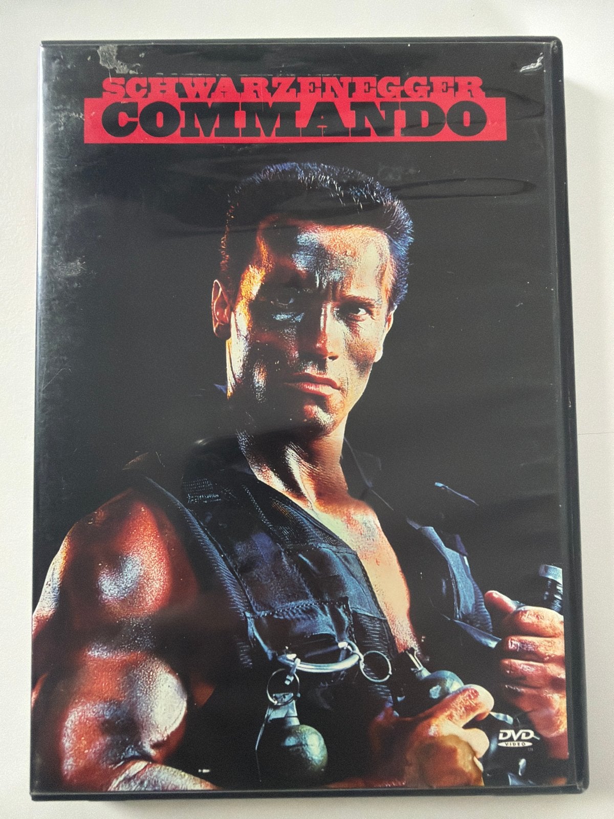 Commando (DVD) - Arnold Schwarzenegger Actieklassieker, Vanaf 16 jaar, Frans, Actie, Ophalen of Verzenden