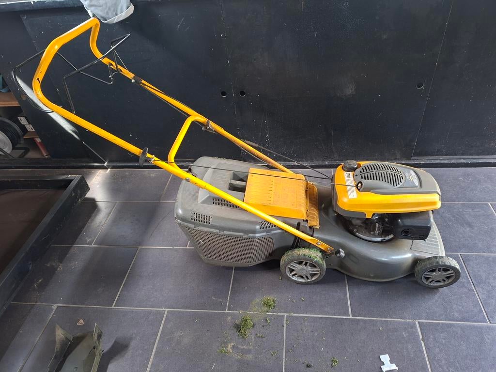 Stiga Collector 46 SH Benzine Grasmaaier met aandrijving, Ophalen
