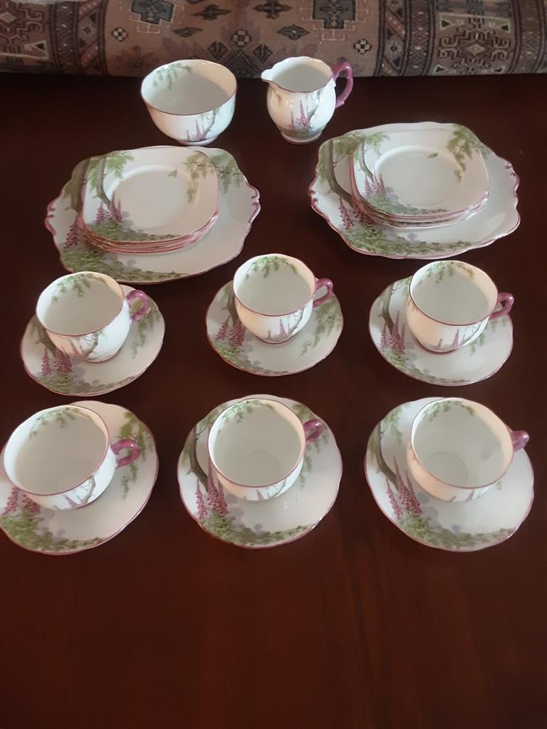Royal Albert servies Crown China, Antiek en Kunst, Antiek | Servies compleet, Ophalen of Verzenden
