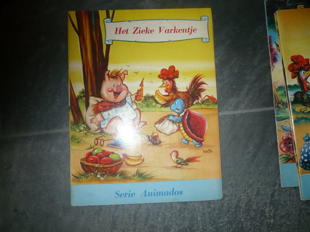 4 leuke aparte dierenverhalen serie van animados, Gelezen, Ophalen of Verzenden, Ramos sabates, 1 tot 2 jaar