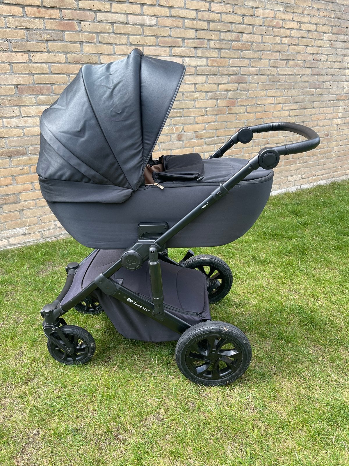 Kinderkraft Prime kinderwagen met luchtbanden - Zo goed als, Kinderen en Baby's, Kinderwagens en Combinaties, Luchtbanden, Zo goed als nieuw