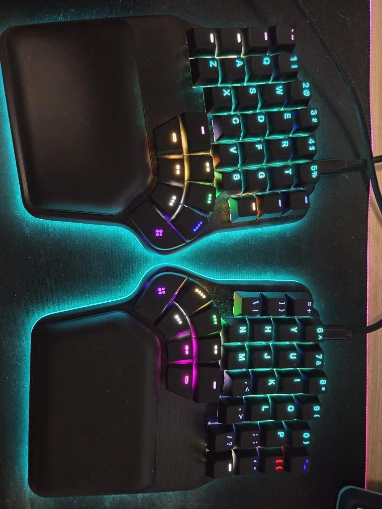 Dygma Defy, Gaming toetsenbord, Ophalen of Verzenden, Zo goed als nieuw, Draadloos