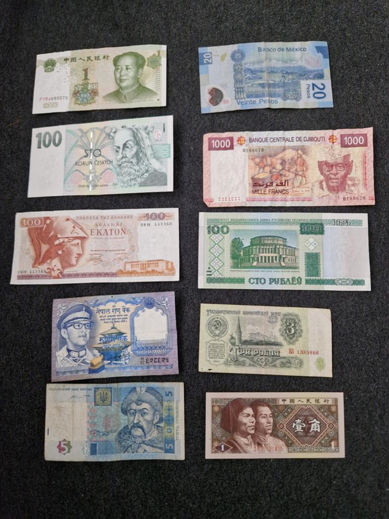 10 Bankbiljetten , oa Djibouti, Mexico, Nepal, China etc, Ophalen of Verzenden