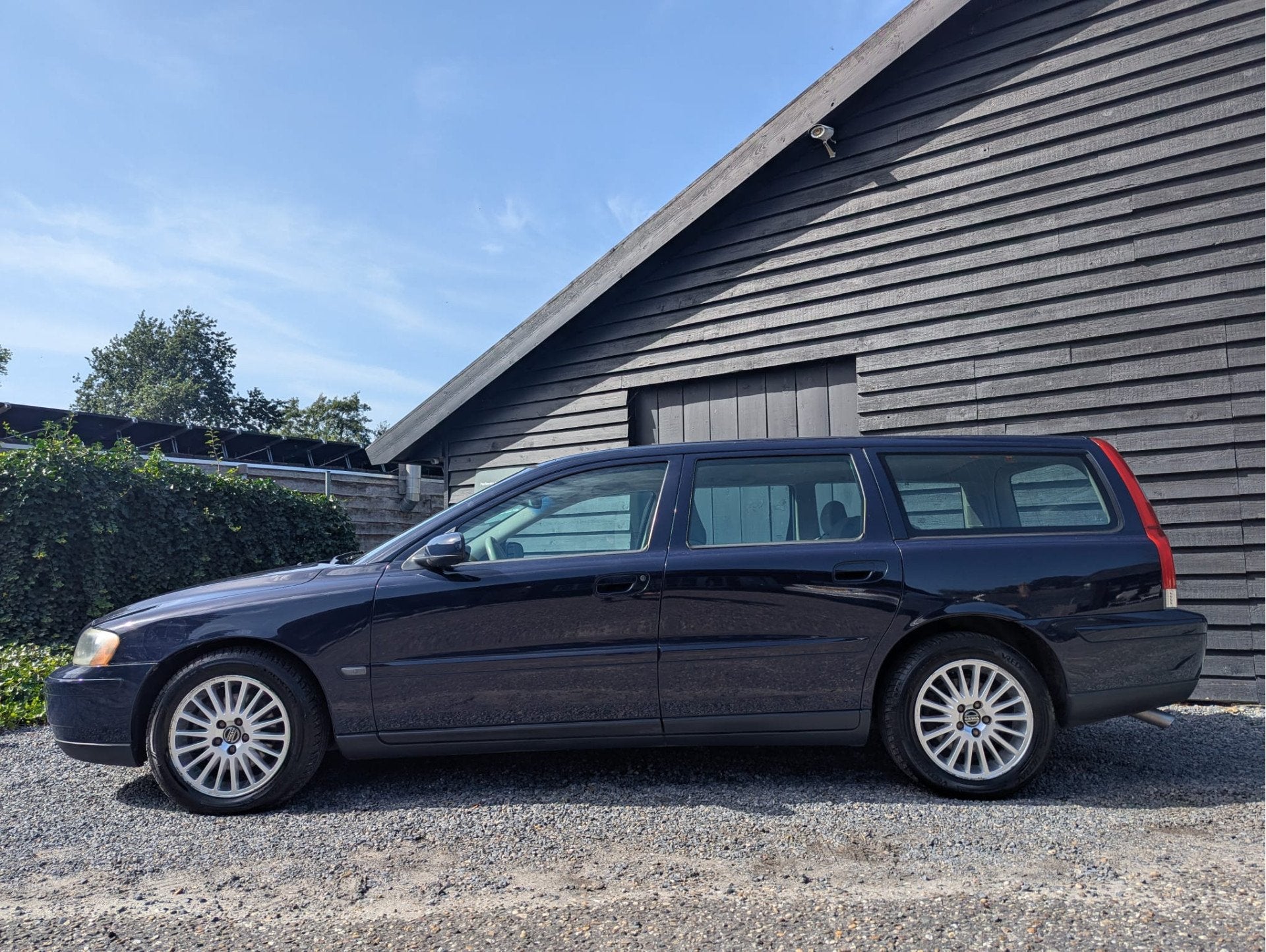 Volvo V70 2.4 Kinetic (bj 2005), Auto's, Voorwielaandrijving, Beige, Leder en Stof, 170 pk