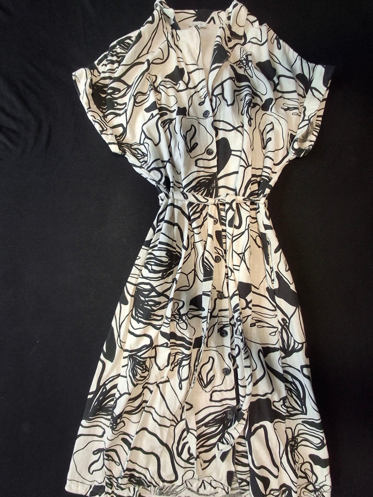 Bel & Bo Zwart-wit Jurk met Abstract Print Maat 46, Kleding | Dames, BEL & BO, Zwart, Maat 46/48 (XL) of groter, Ophalen of Verzenden