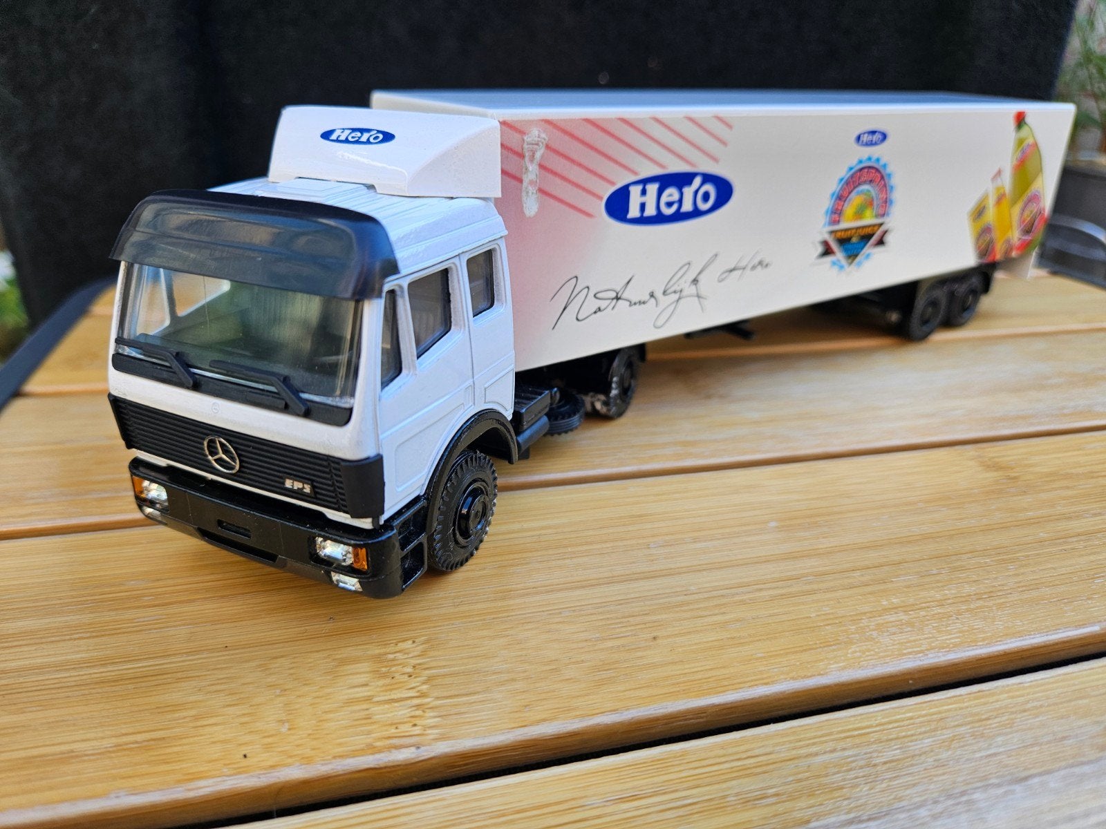 Lioncar Mercedes EPS Hero trailer 1:50, Hobby en Vrije tijd, Ophalen of Verzenden, Zo goed als nieuw, Bus of Vrachtwagen, Lion Toys