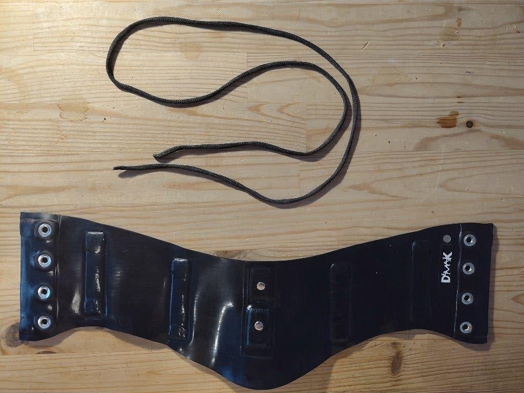 Latex neck corset van DeMask, Ophalen of Verzenden, Zo goed als nieuw, Overige typen