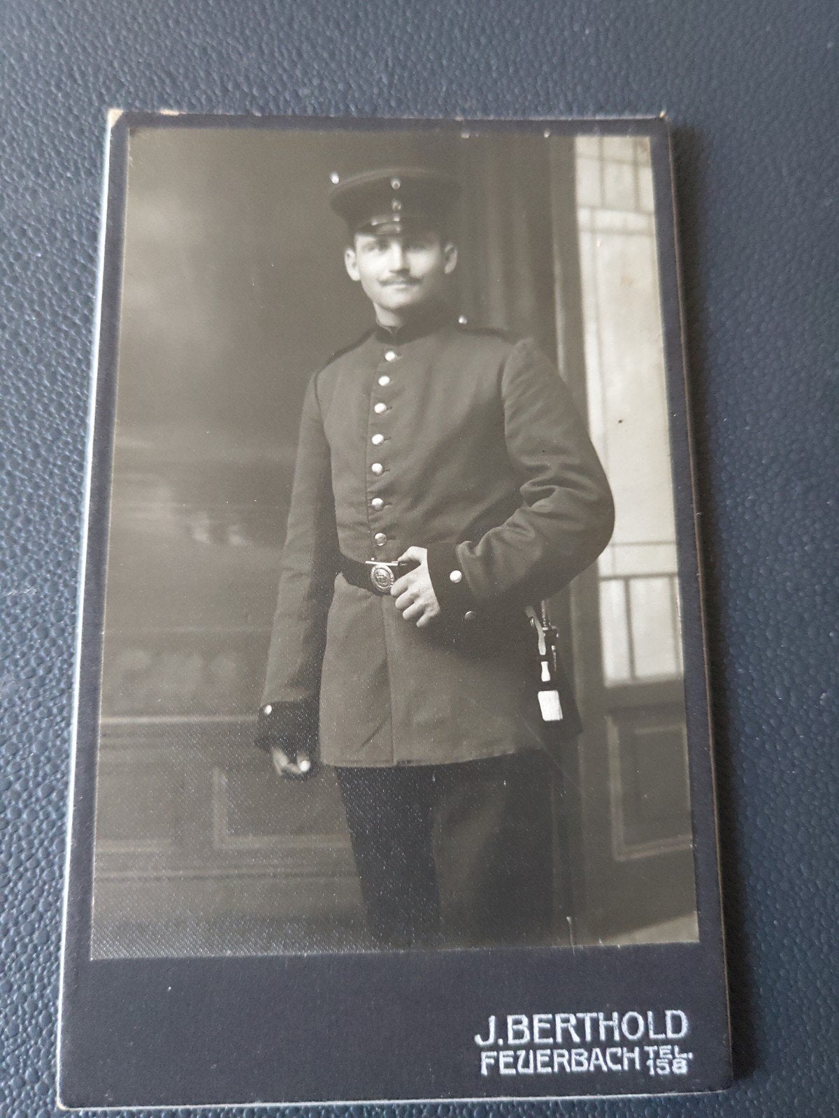 wo2foto Duitse soldaat kijk vlug
verzendkosten €1,40, Verzamelen, Militaria | Tweede Wereldoorlog, Ophalen of Verzenden, Duitsland