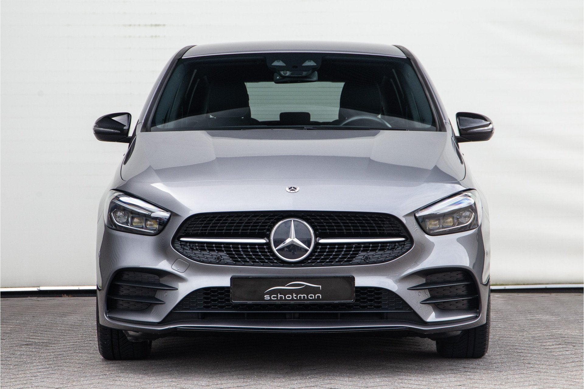 Mercedes-Benz B-Klasse 250 e AMG Night Edition, Widescreen,, Auto's, Dealer onderhouden, Gebruikt, Zwart, 4 cilinders