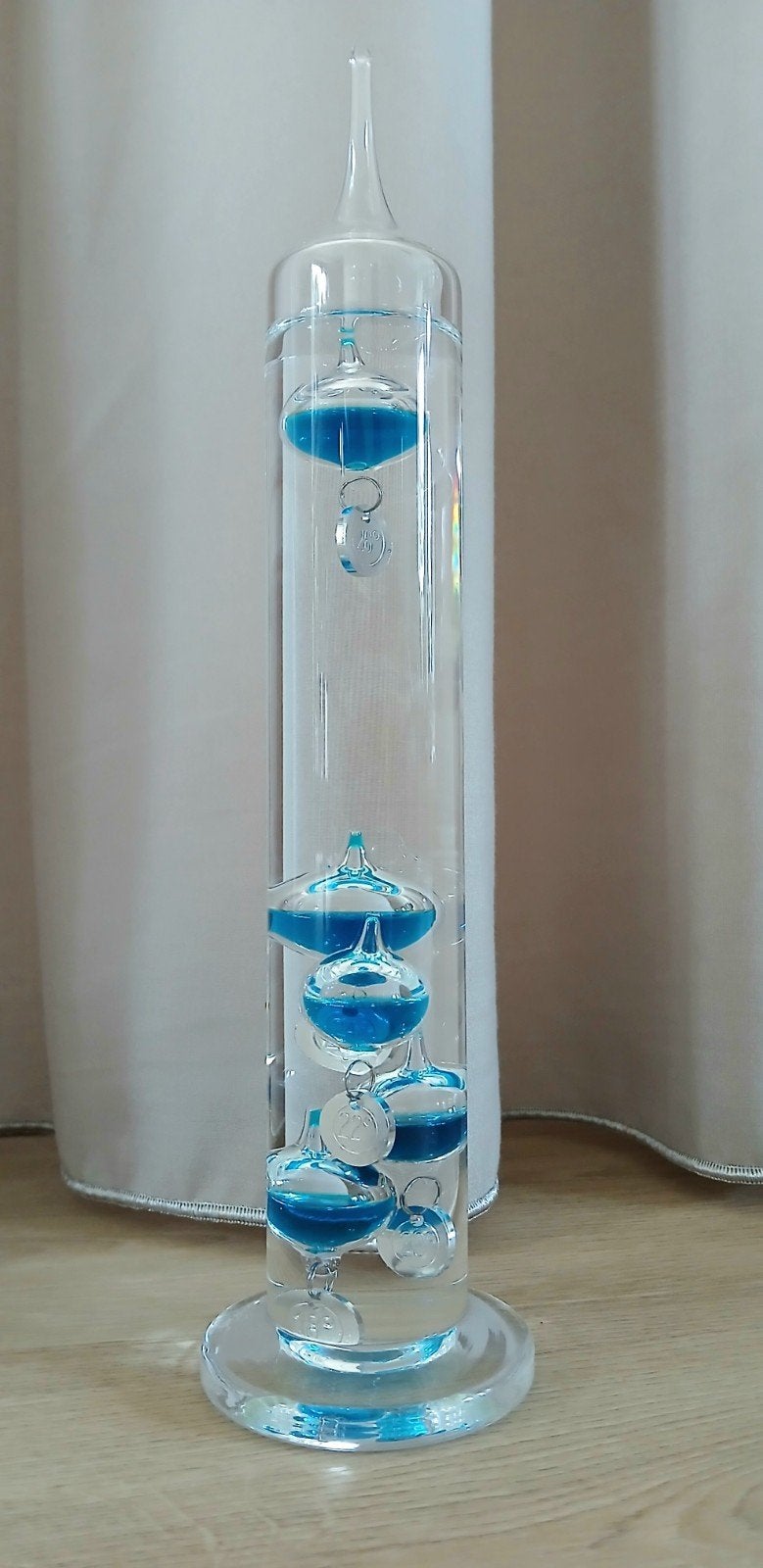 Galileo thermometer, Decoratieve thermometer, Ophalen of Verzenden, Zo goed als nieuw, Glas