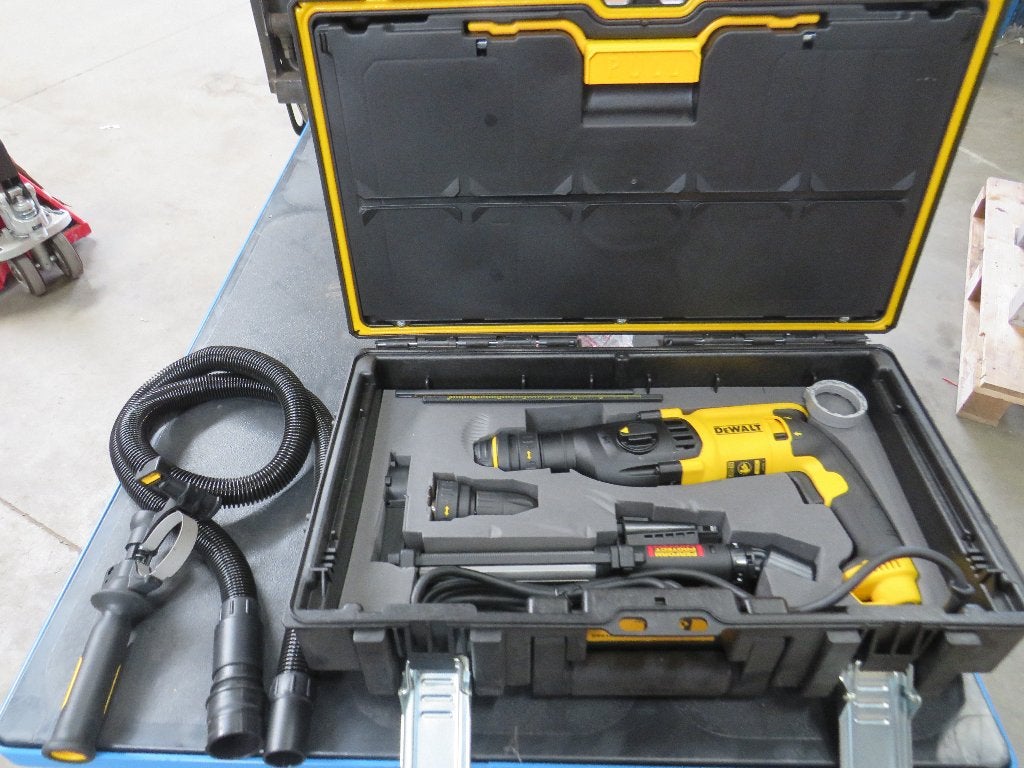 DeWALT D25135K Combihamer SDS-Plus + snelwisselboorkop 800W, Dewalt.com, 600 watt of meer, Boor- en/of Breekhamer, Dewalt