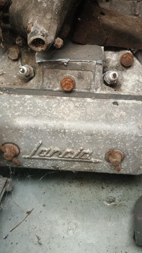 Lancia flavia 2000 coupe moter en versnellingsbak, Auto-onderdelen, Ophalen, Lancia