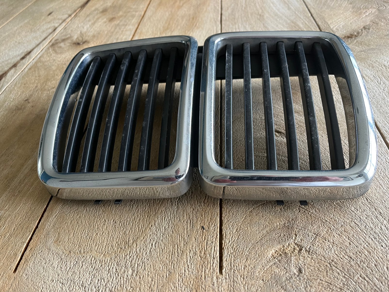 Nieren grill , chrome, bmw e30 (originele), Ophalen of Verzenden, BMW