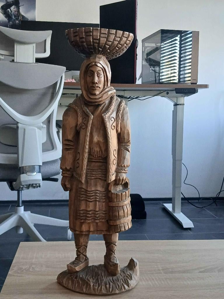 Houten Waterdrager, Ophalen, Hout, Houtsnijwerk, Overige onderwerpen