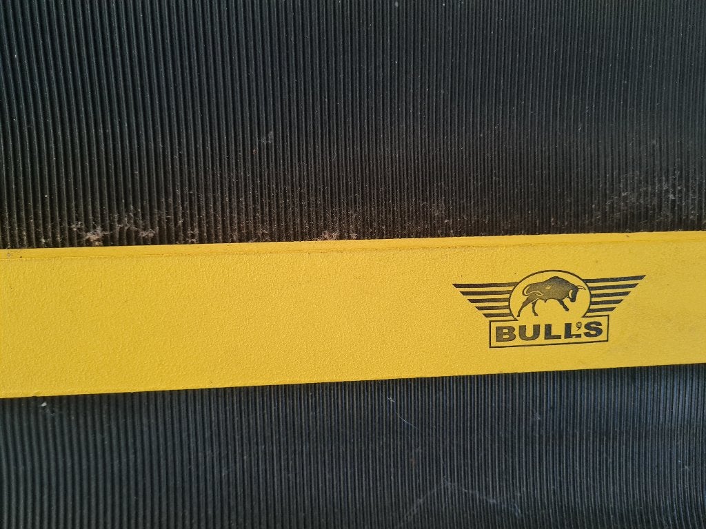 Dartmat Bulls met oche, Sport en Fitness, Darts, Ophalen, Zo goed als nieuw, Pijlen