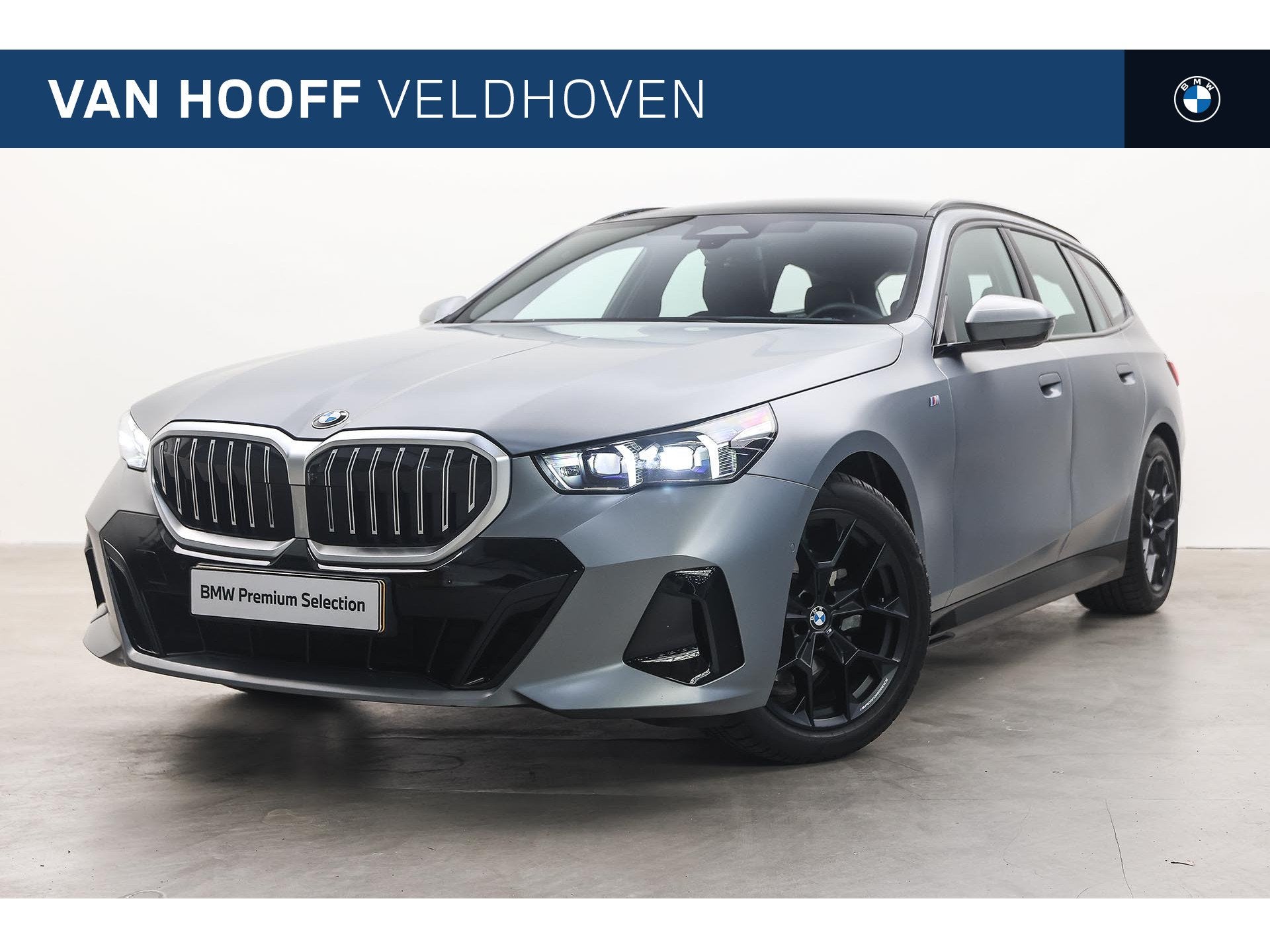 BMW 5 Serie Touring 520i High Executive M Sport Automaat / P, Auto's, Achterwielaandrijving, Gebruikt, Origineel Nederlands, Adaptive Cruise Control