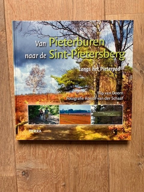 Pieterpad Van Pieterburen naar de Sint-Pietersberg, Europa, Ophalen of Verzenden, Reisgids of -boek, Gelezen