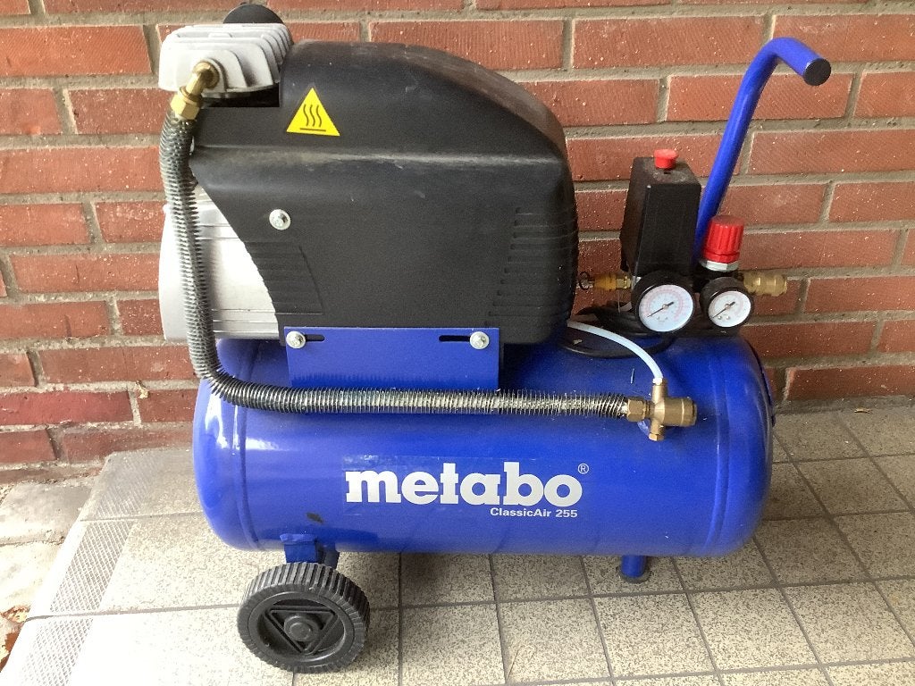 Metabo classicair 255, Ophalen, 6 tot 10 bar, Zo goed als nieuw, 200 tot 400 liter/min