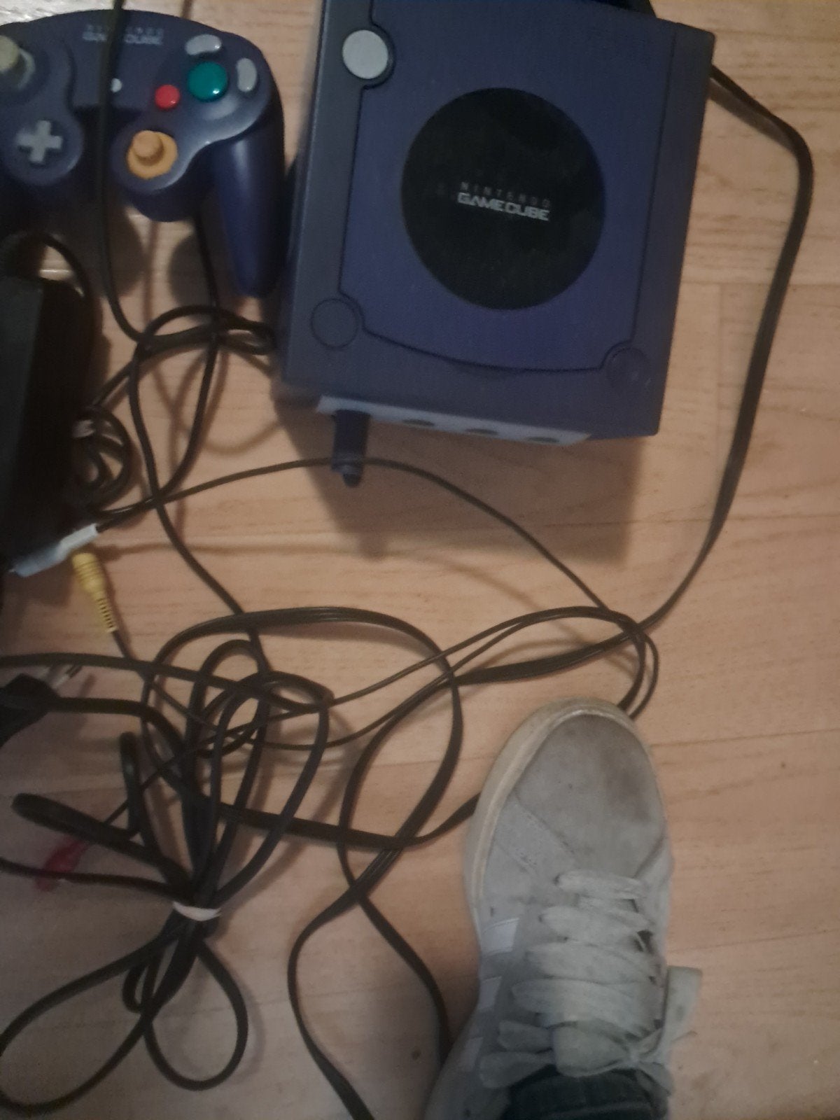 Nintendo GameCube met controller en kabels, Spelcomputers en Games, Verzenden, Gebruikt, Paars, Met 1 controller