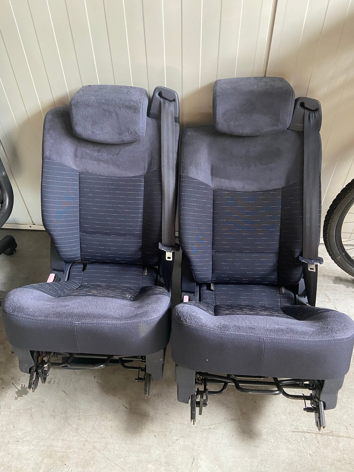 2x Renault Espace Achterstoelen - €50 perstuk (blauwe kleur), Ophalen, Gebruikt, Renault