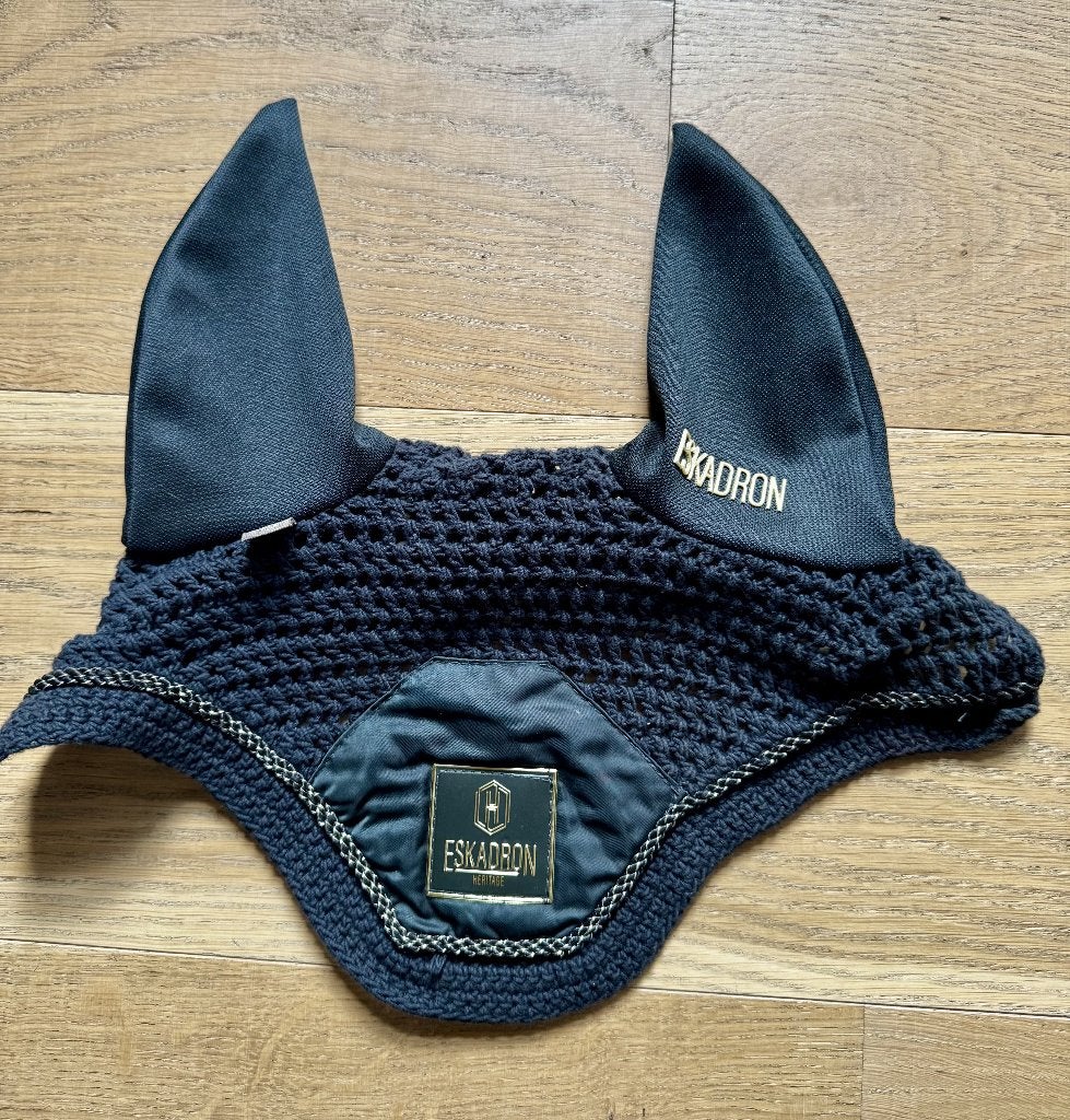Oornetje Eskadron, kleur zwart, Dieren en Toebehoren, Overige typen, Ophalen of Verzenden, Zo goed als nieuw, Pony (P)