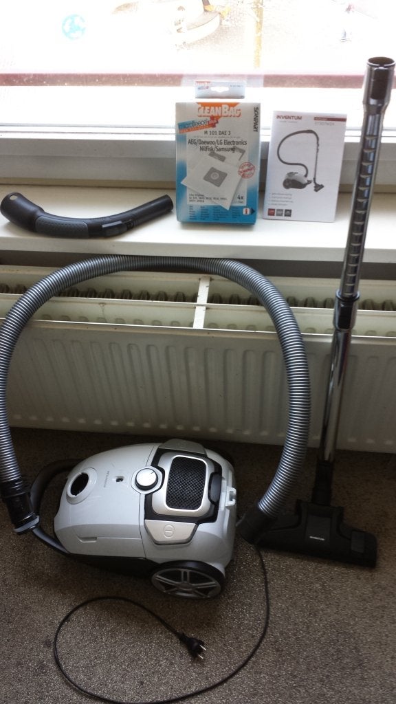 stofzuiger inventum st307wza vacuum cleaner 700 watt wit 3L, Witgoed en Apparatuur, Stofzuigers, Overige merken, Overige typen