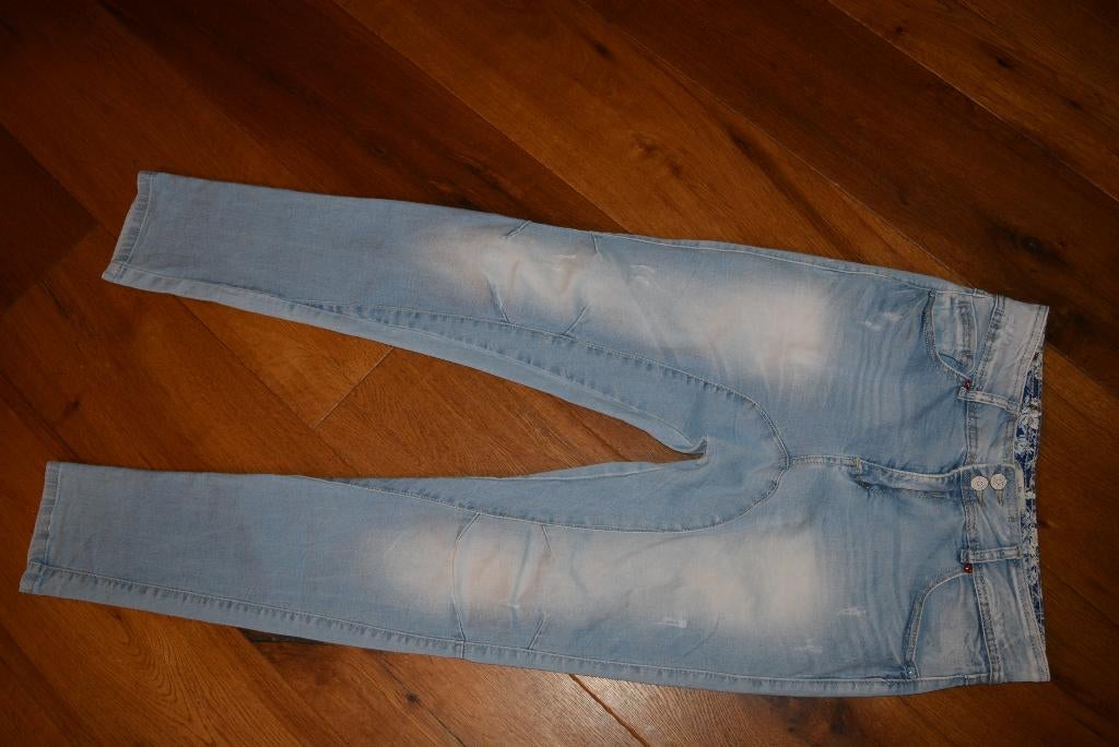 Simply Chic, te gekke stoere licht blauwe jeans, mt S/36, Blauw, Simply Chic, Ophalen of Verzenden, Zo goed als nieuw