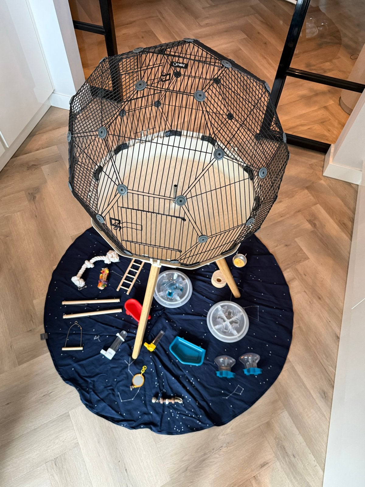 Luxe GEO vogelkooi, Ophalen, Zo goed als nieuw