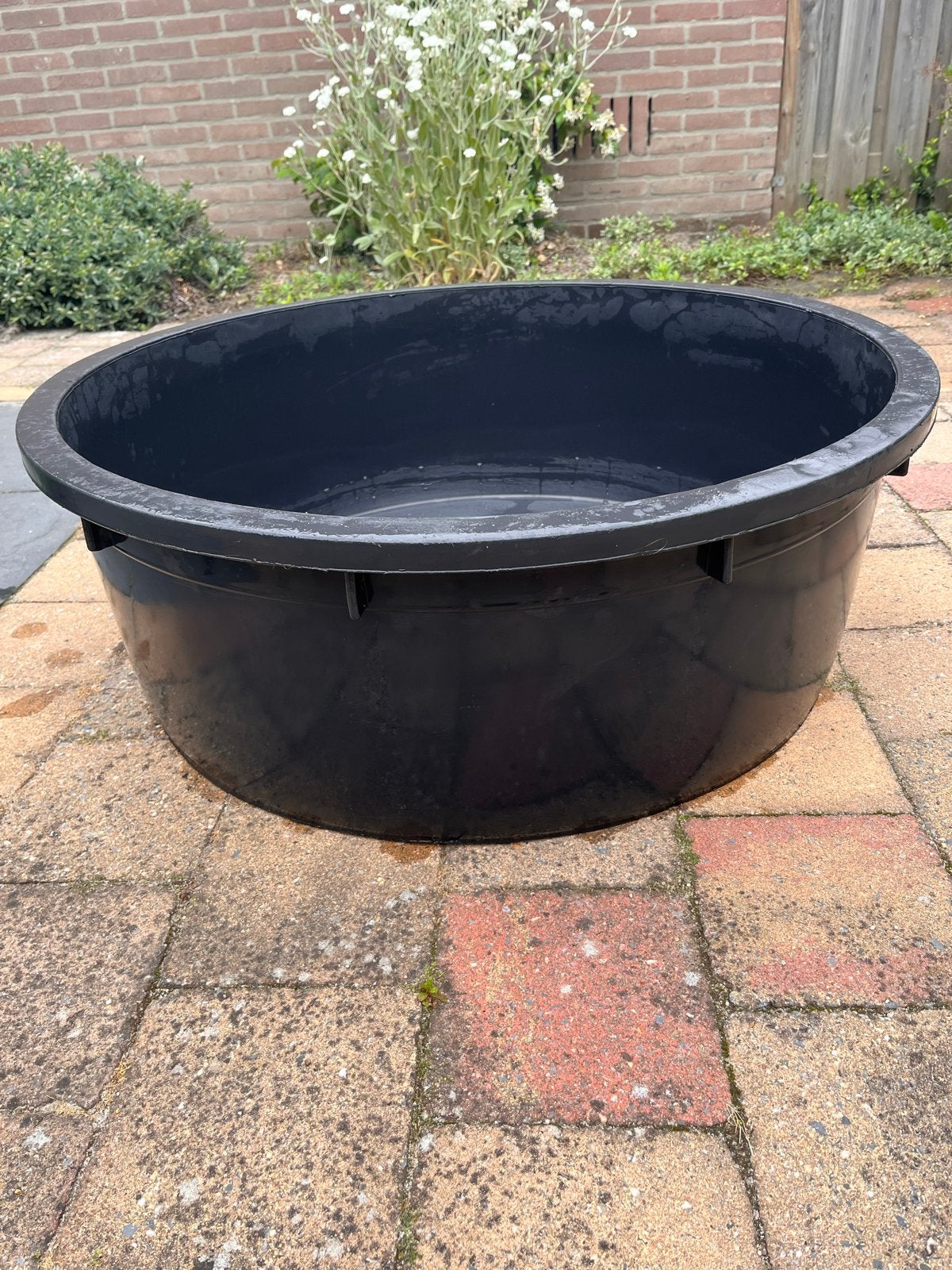 Grote ronde zwarte ( specie) kuip 150ltr, Ophalen, Gebruikt