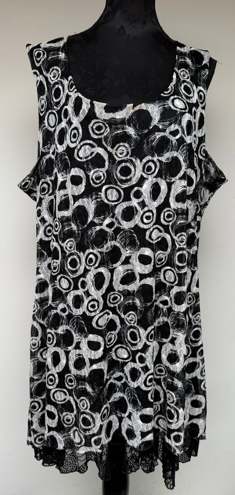 Superleuke zwarte/witte jurk/top cirkels PAPRIKA XXL 50/52, Kleding | Dames, Verzenden, Zo goed als nieuw, Wit, Jurk