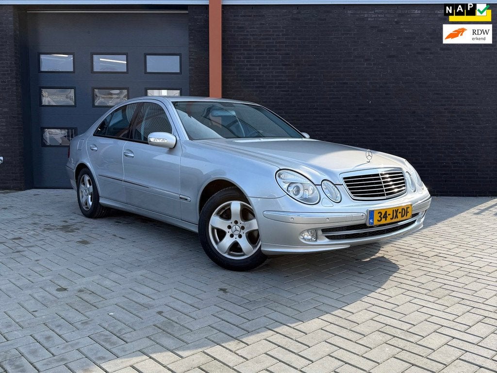 Mercedes-Benz E-klasse 240 Avantgarde | 2002 | 1e Eig. | NL, Automaat, Achterwielaandrijving, Gebruikt, Zwart