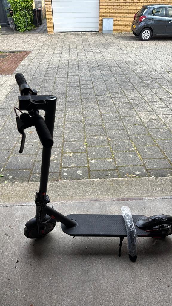 Electrische step, Fietsen en Brommers, Steps, Ophalen, Gebruikt, Elektrische step (E-scooter)