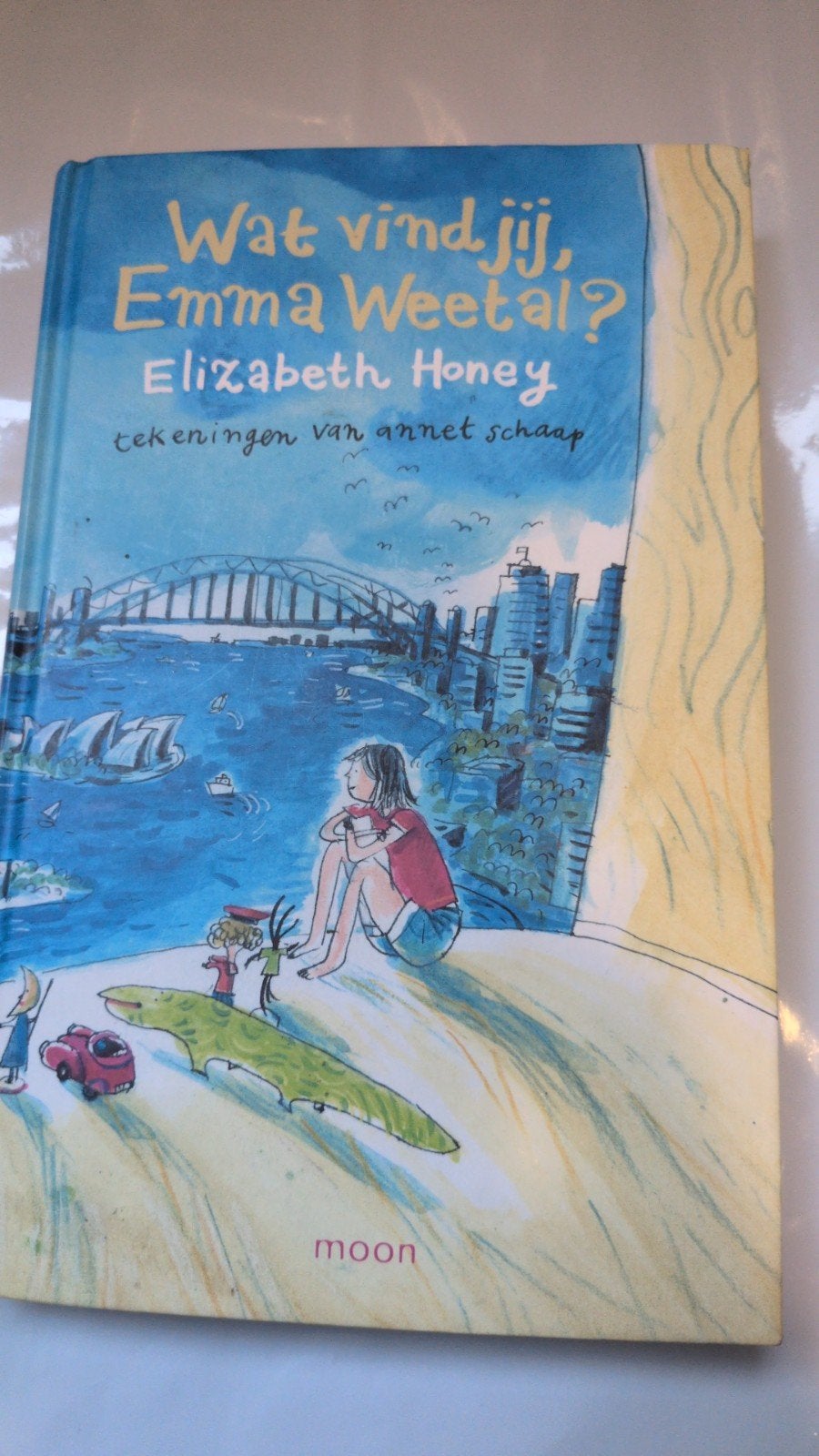 Wat vind jij, Emma Weetal? - Elizabeth Honey (kinderboek), Ophalen of Verzenden, Gelezen, Elizabeth Honey, Fictie
