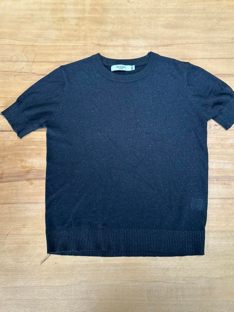 Zwart shirt lichte glitter erin, by clara, maat M/L, Ophalen of Verzenden, Zo goed als nieuw, Maat 48/50 (M), Zwart