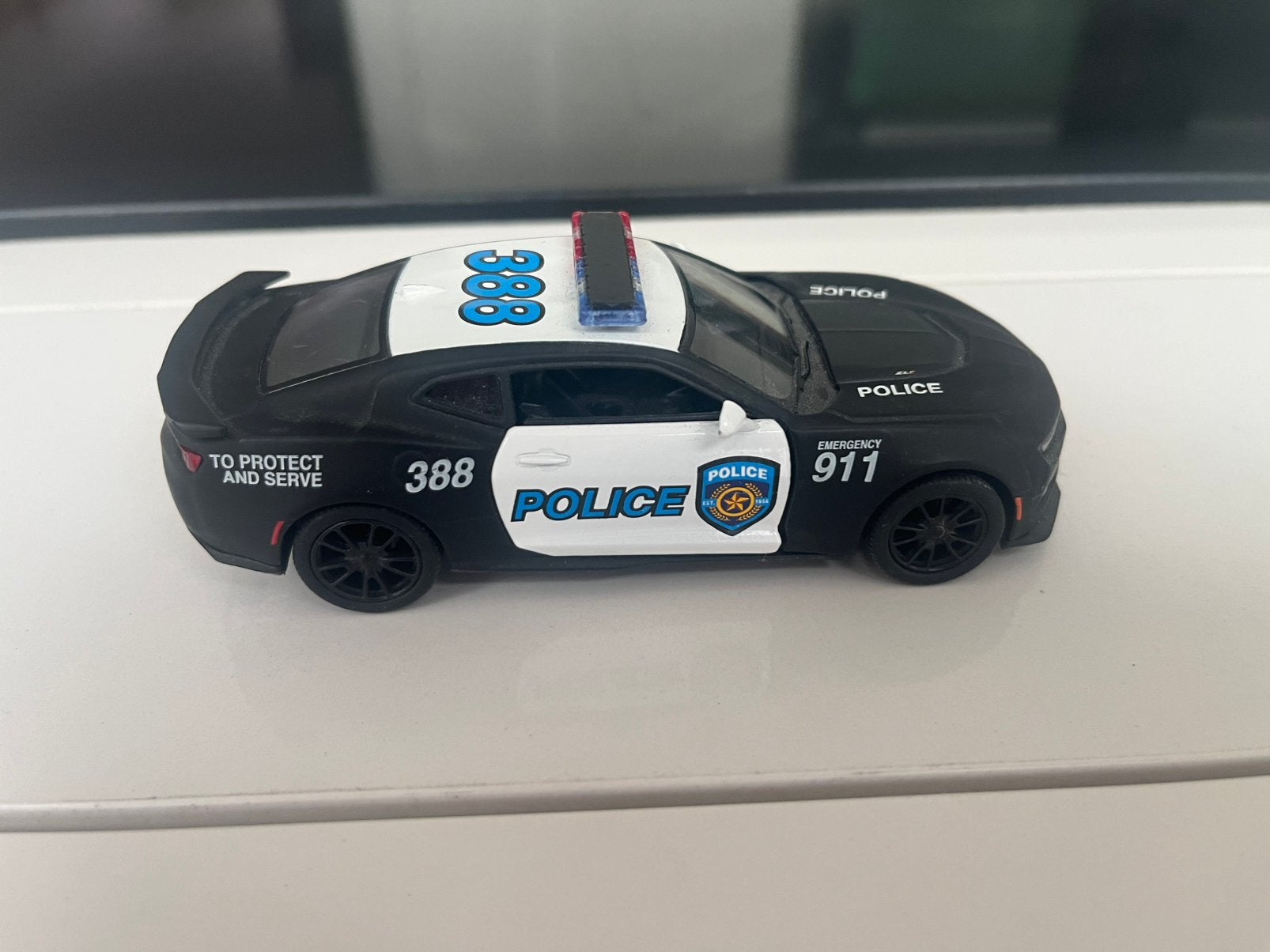 Camaro ZL 1 Police schaalmodel, Ophalen of Verzenden, Zo goed als nieuw, Auto