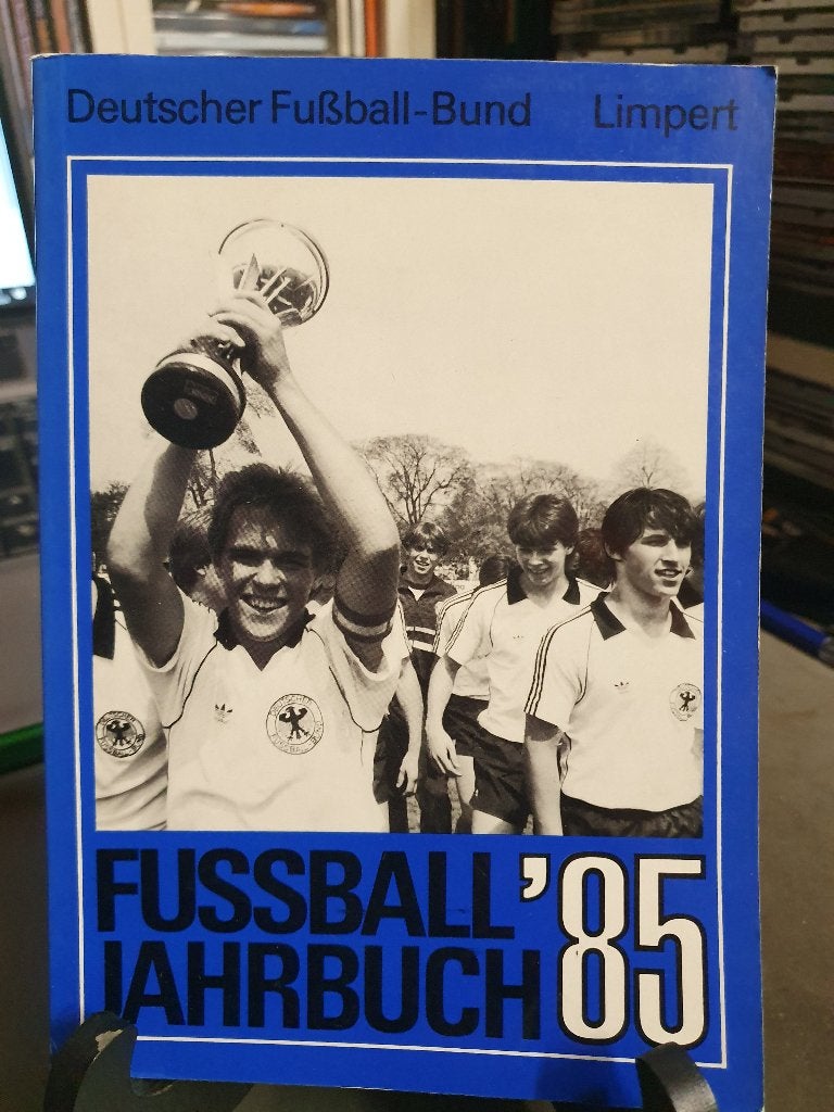 Fussball jahrbuch 85, Ophalen, Balsport
