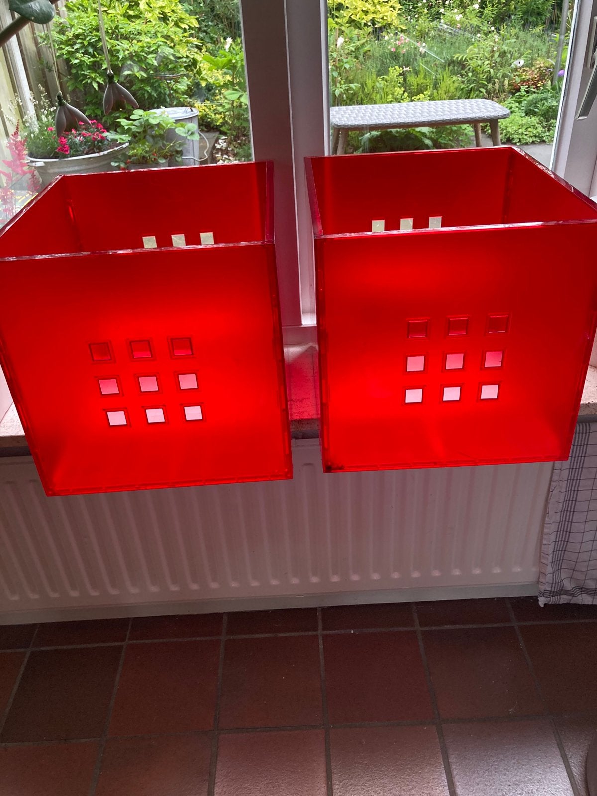 Twee rode lekman bakken voor KALLAX kast IKEA , gratis, Ophalen, Gebruikt