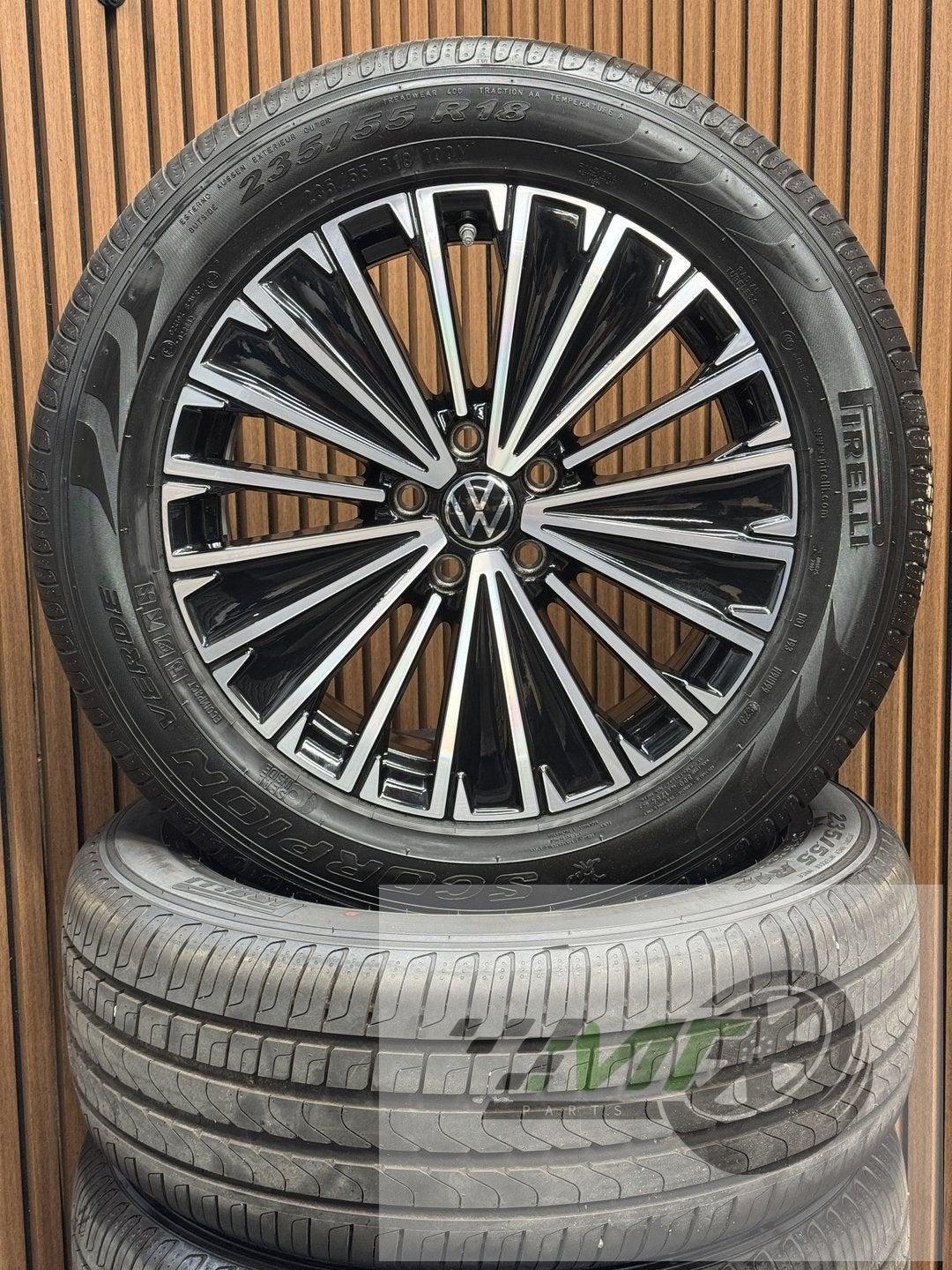 18" Vw Tiguan Tayron NAPOLI Bologna 235 55 NIEUW BTW OEM, Auto-onderdelen, Banden en Velgen, 18 inch, -, -, Banden en Velgen