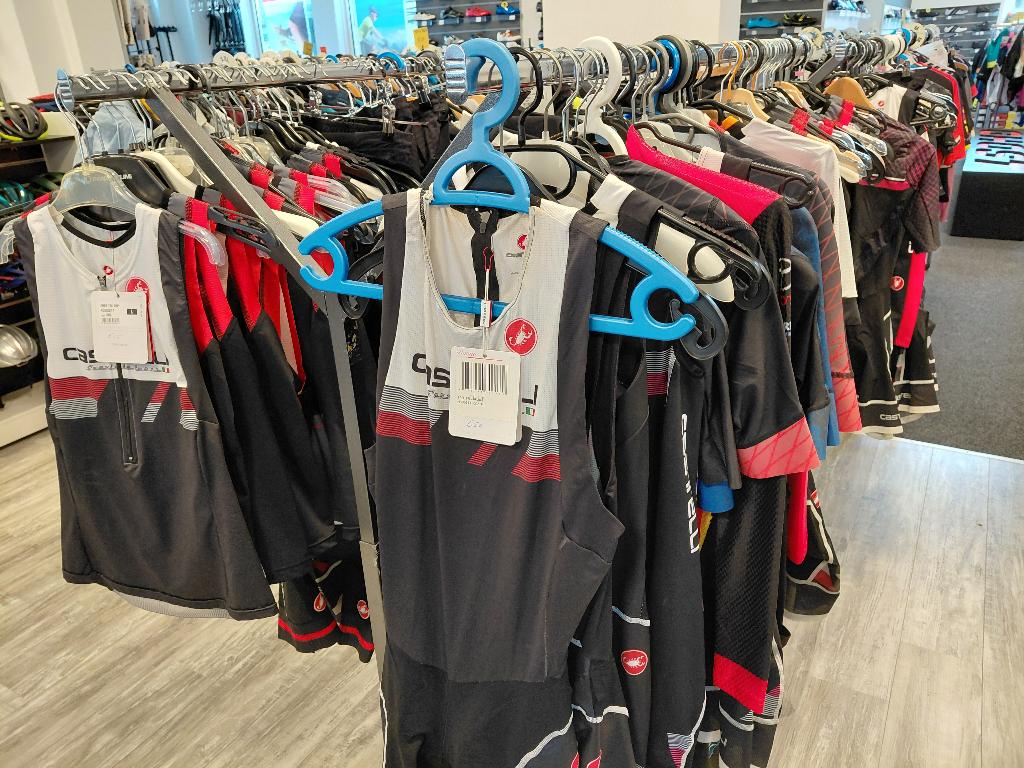 Diverse Triathlon kleding Nieuw! Castelli, Sportful, Fietsen en Brommers, Fietsaccessoires | Fietskleding, Ophalen, Nieuw, Dames
