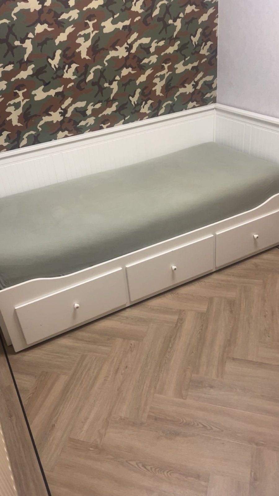 Hemnes bed, Ophalen, Eenpersoons, Wit, Zo goed als nieuw