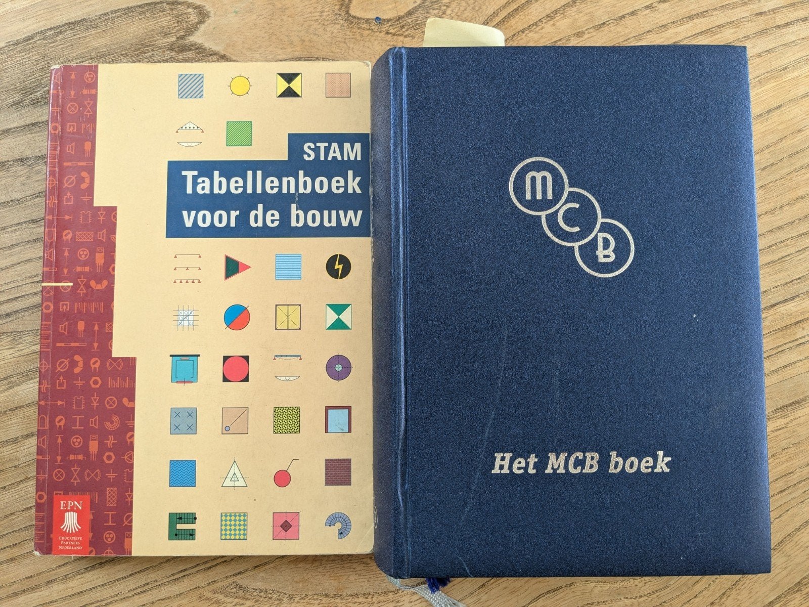 tabellen boek en MCB boek, Ophalen of Verzenden