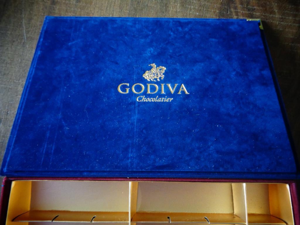 Godiva chocolade doos (leeg), 32,5x23,5x6 cm. Blauw, Ophalen of Verzenden