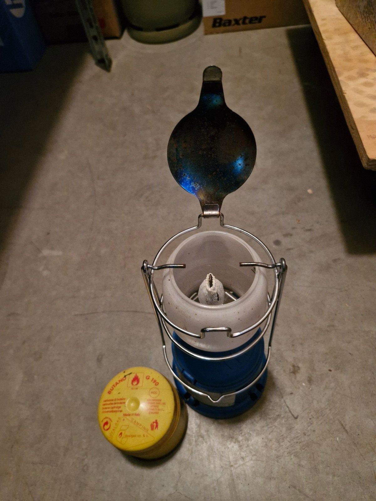 Campingaz gaslamp zo goed als nieuw met gastank, Ophalen, Zo goed als nieuw