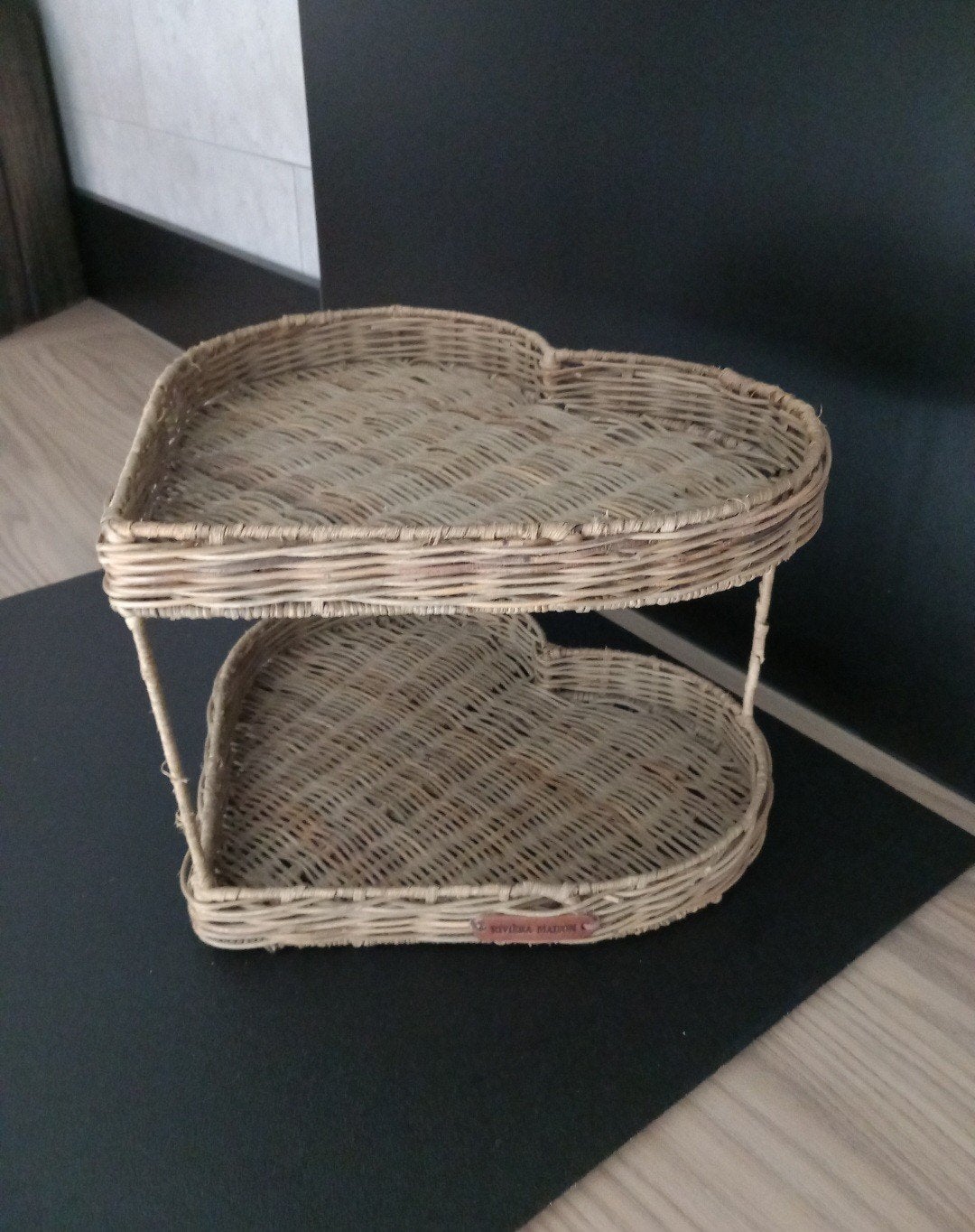 Decoratieve rieten hartvormige etagère, Huis en Inrichting, Ophalen, Natuurlijk materiaal, Bruin, Landelijk
