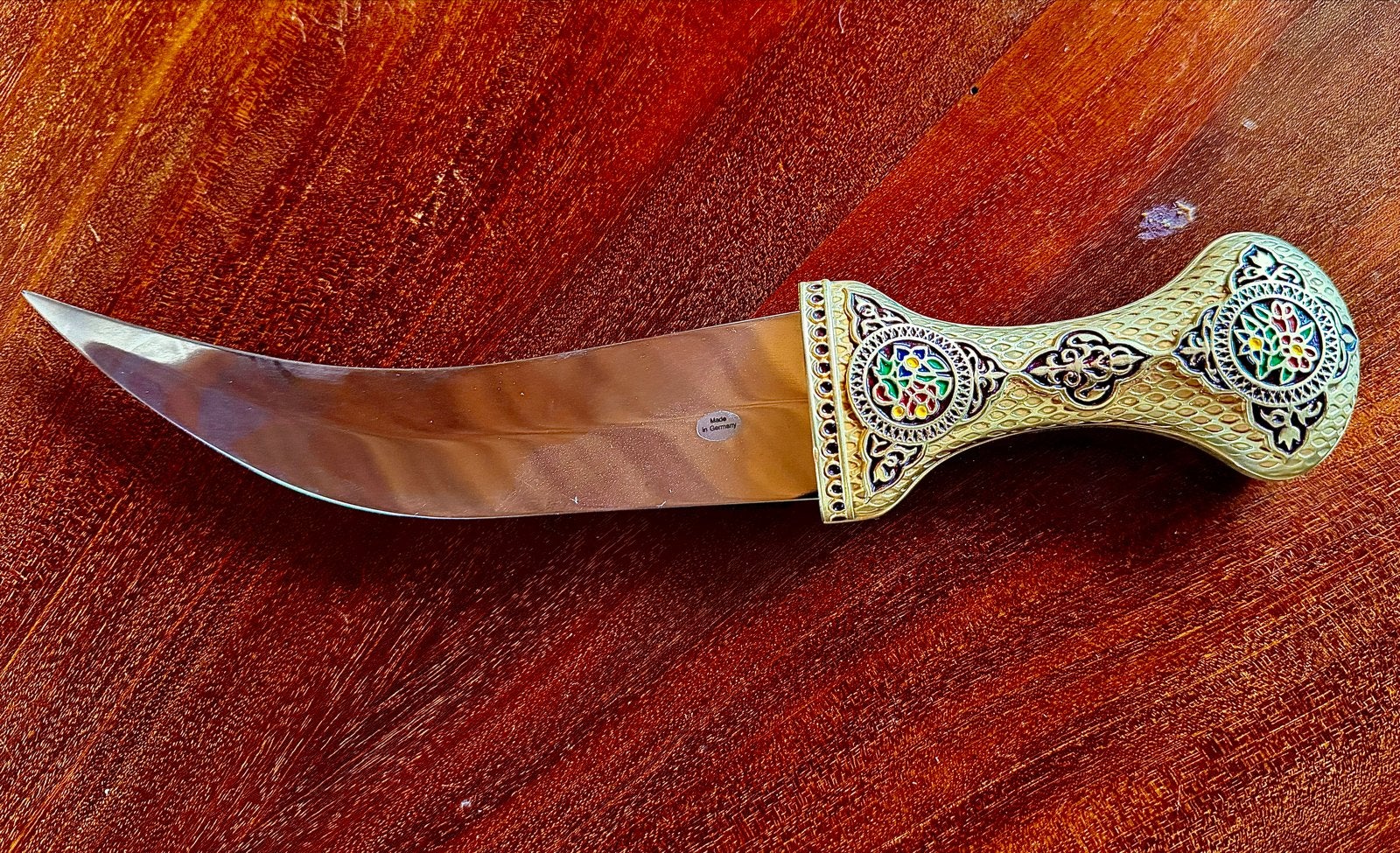 Decoratieve Dolk met Gouden Handvat en Kleurrijke Versiering, Ophalen of Verzenden