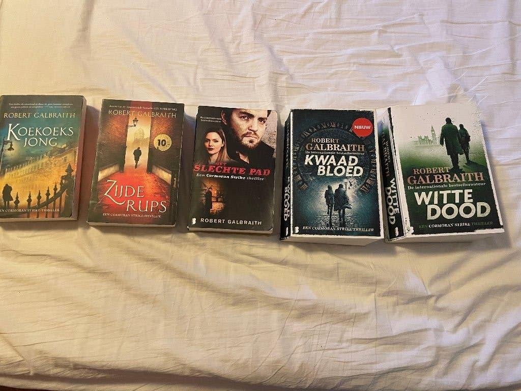 5 boeken Robert Galbraith, Ophalen, Zo goed als nieuw, Robert Galbraith