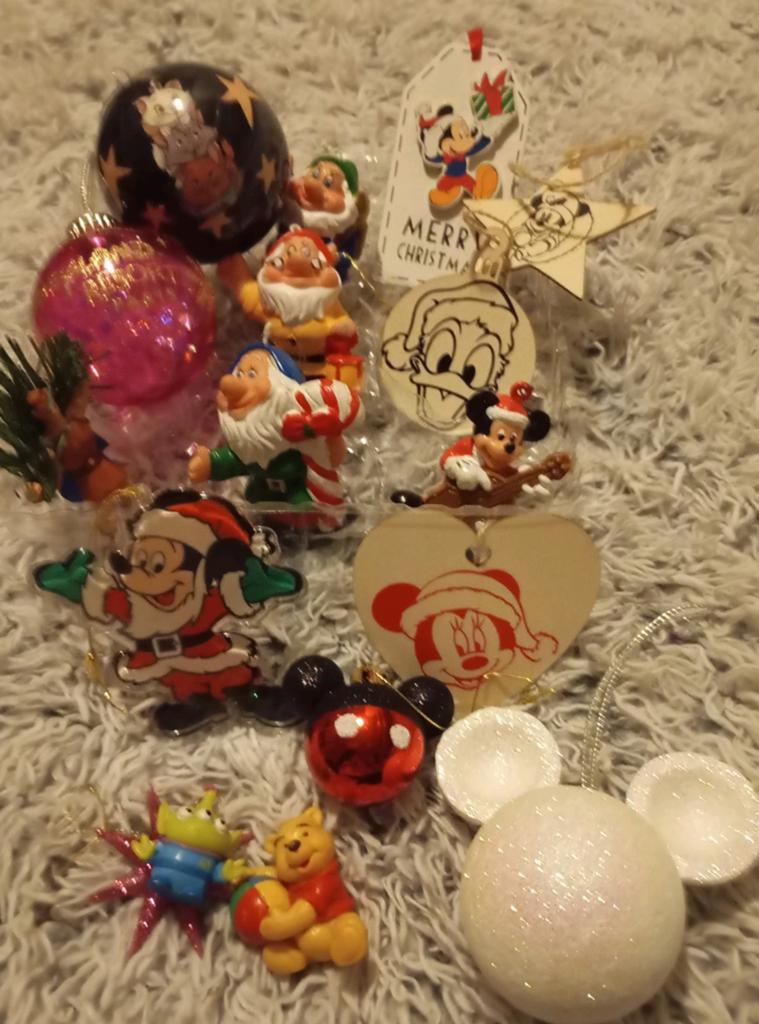 26 DISNEY HANGERS NU ALLES 35€ ZIE FOTO,S., Diversen, Kerst, Ophalen of Verzenden