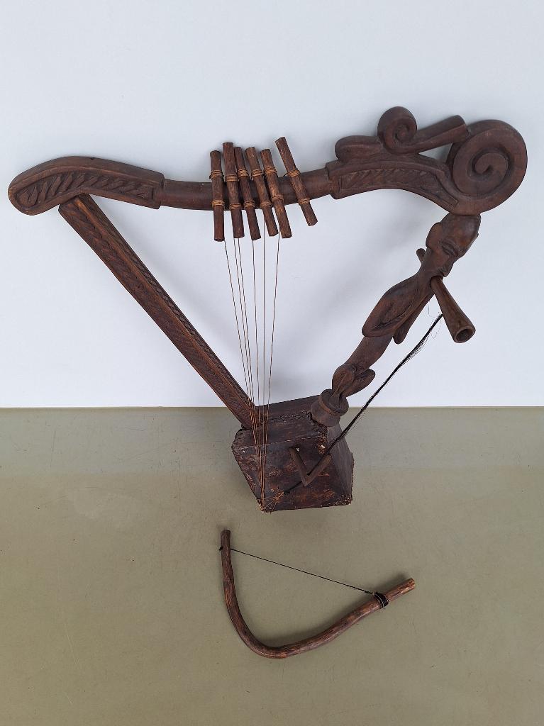 Afrikaans muziekinstrument combi Krar harp met Masenqo viool, Ophalen